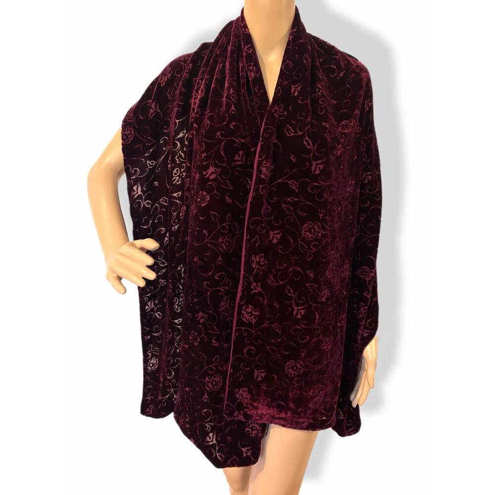 Cejon Accessories Burgundy red burnout velvet scarf floral pattern